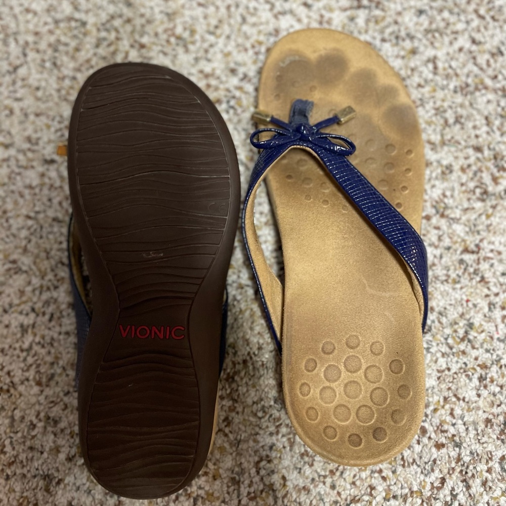 Vionic Flip Flops - image 2